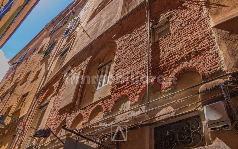 Bilocale via Francesco Spinola 3, Centro Storico, Savona