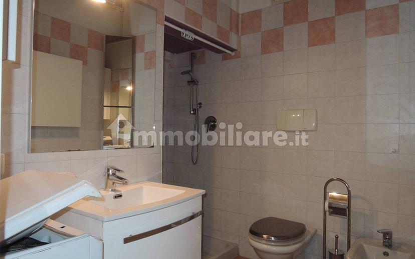 Bilocale via Ponte, Centro, Pescantina — foto 11 di 12