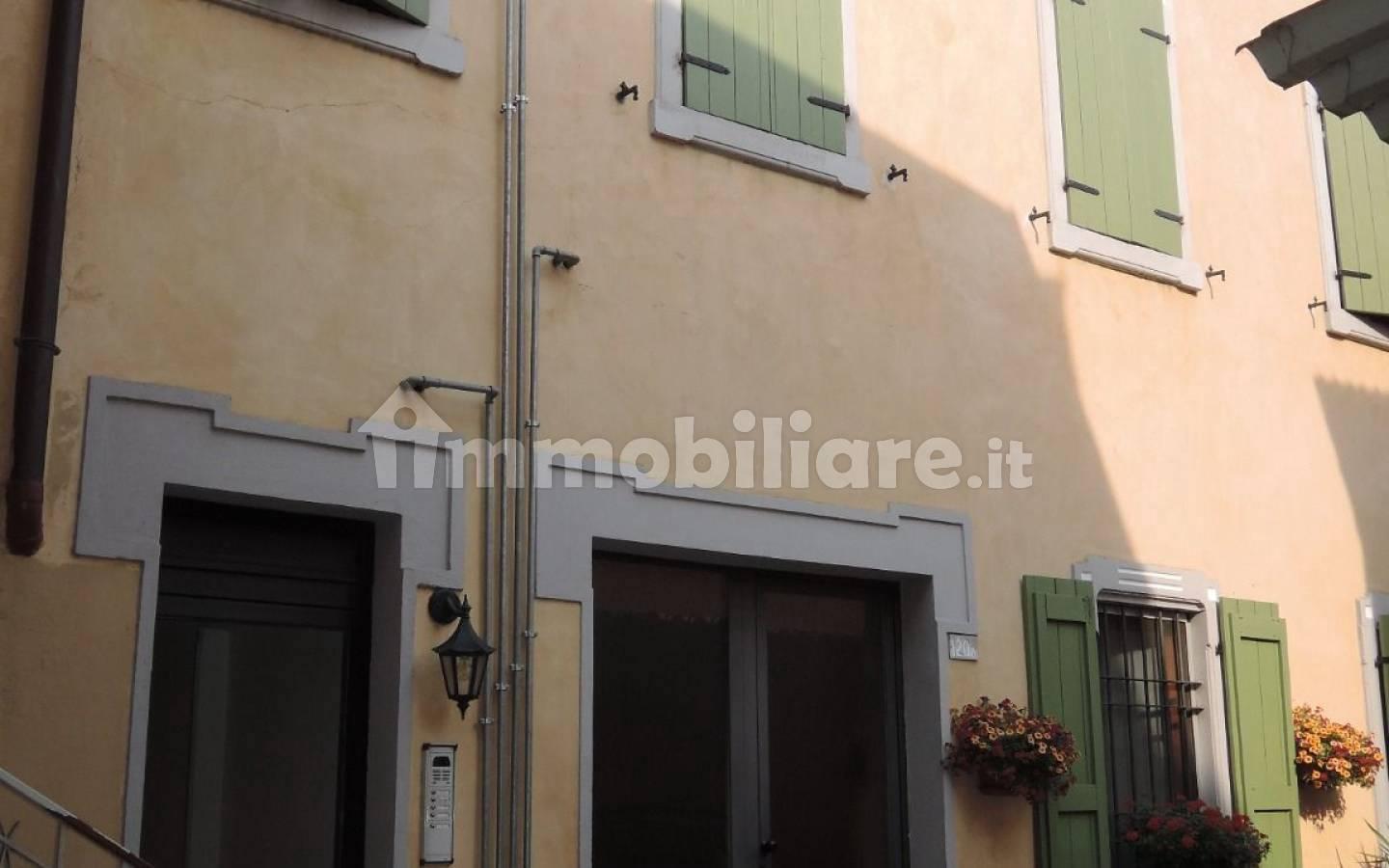 Bilocale via Ponte, Centro, Pescantina