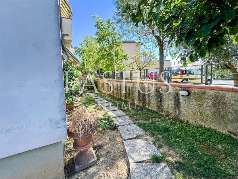 Trilocale via guido rossa, 300, Vergine, Pistoia — foto 18 di 29