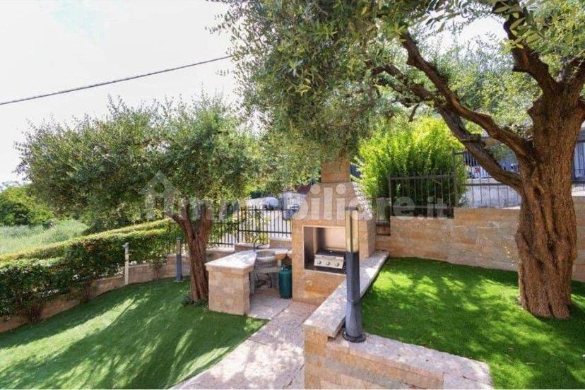 Villa unifamiliare via Arno 5, Boschetti, Peschiera del Garda — foto 13 di 14