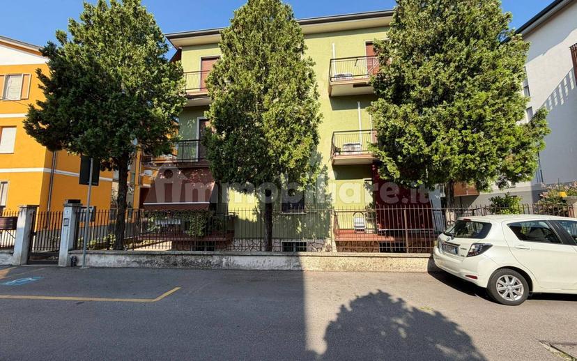 Trilocale via Rinaldo da Villafranca 11, Borgo Venezia, Verona — foto 2 di 25