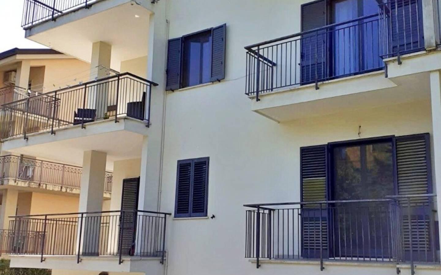 Villa bifamiliare via Casilina Nord 16, Tribunale, Frosinone