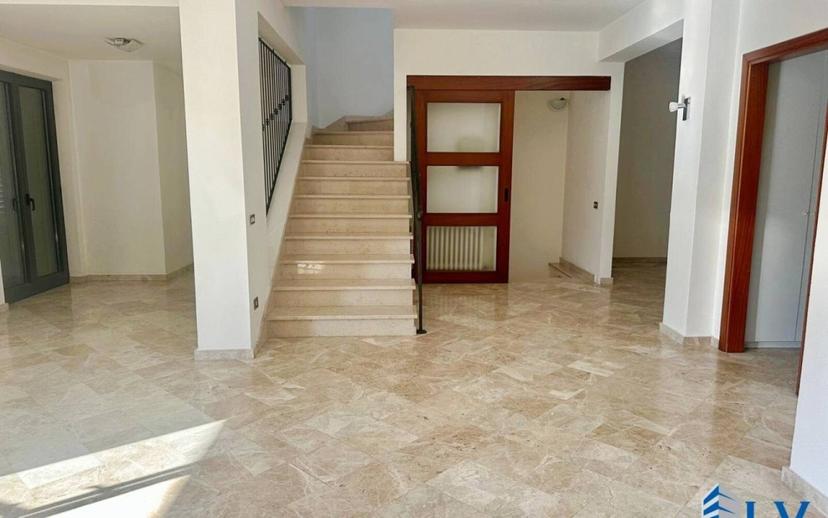 Villa bifamiliare via Casilina Nord 16, Tribunale, Frosinone — foto 5 di 35