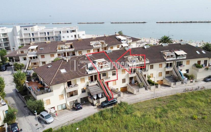 Trilocale buono stato, primo piano, Centro, Porto Sant'Elpidio — foto 8 di 14