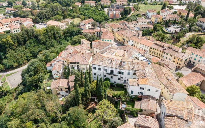 Appartamento piazza della Pieve 6, Centro, Bucine — foto 19 di 63