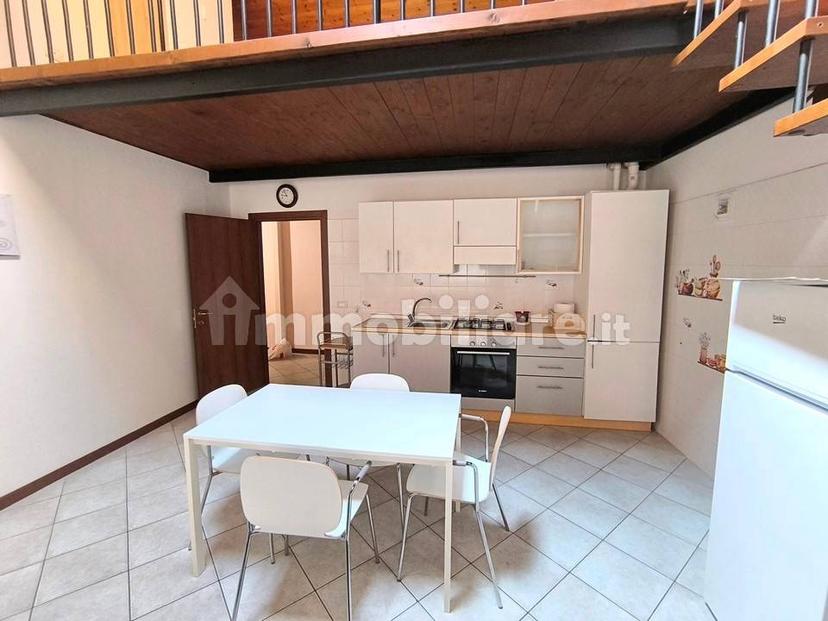 Bilocale ottimo stato, su più livelli, Viale Vittorio Veneto, Forlì — foto 8 di 13