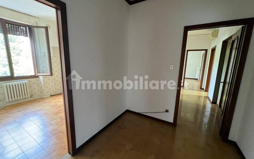 Appartamento via Piave 2, Stadio Omobono Tenni, Treviso — foto 37 di 42