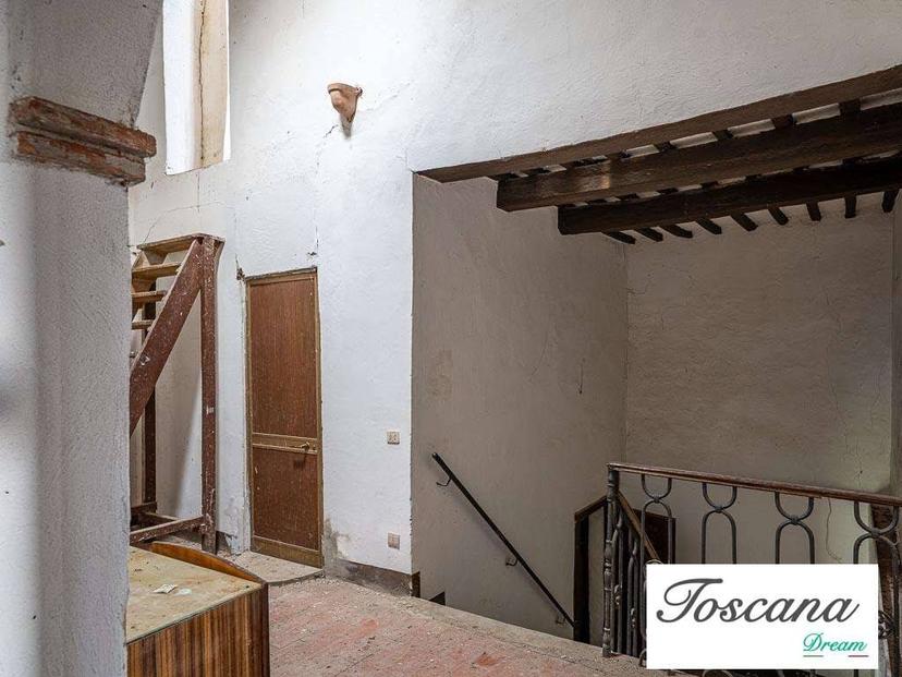 Rustico, da ristrutturare, 628 m², Monterotondo Marittimo — foto 3 di 40
