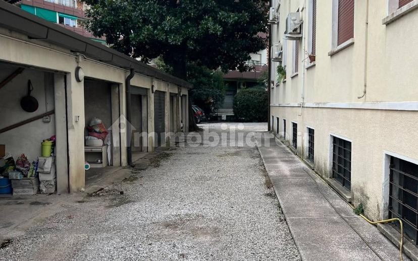 Appartamento via Piave 2, Stadio Omobono Tenni, Treviso — foto 38 di 42