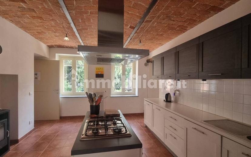 Casale via Sant'Ambrogio 30, Incisa Scapaccino — foto 2 di 29