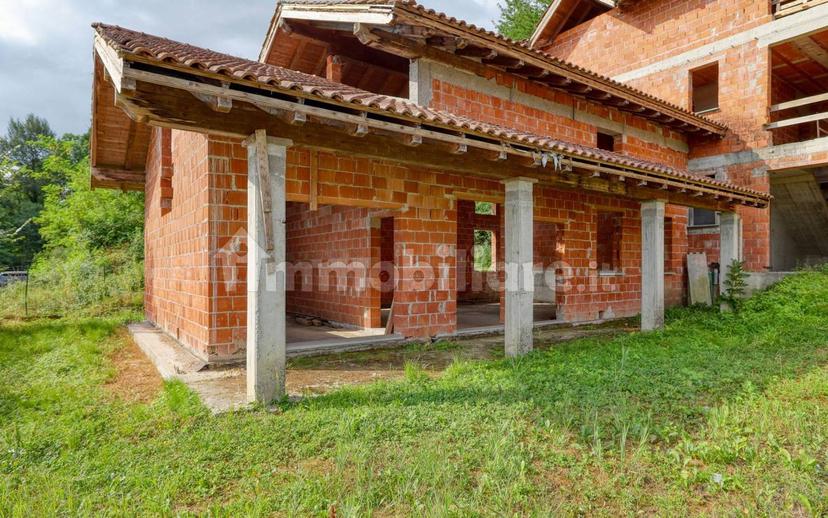 Rustico via Boffalora 10, Varano Borghi — foto 14 di 55