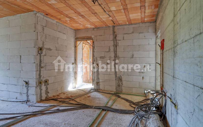 Rustico via Boffalora 10, Varano Borghi — foto 39 di 55