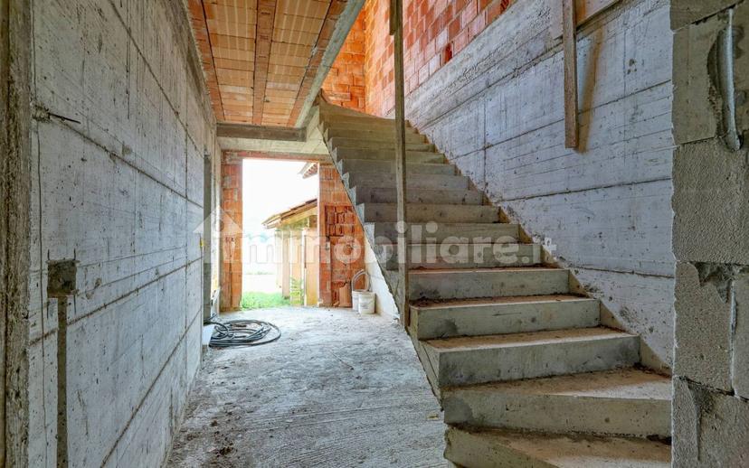 Rustico via Boffalora 10, Varano Borghi — foto 15 di 55