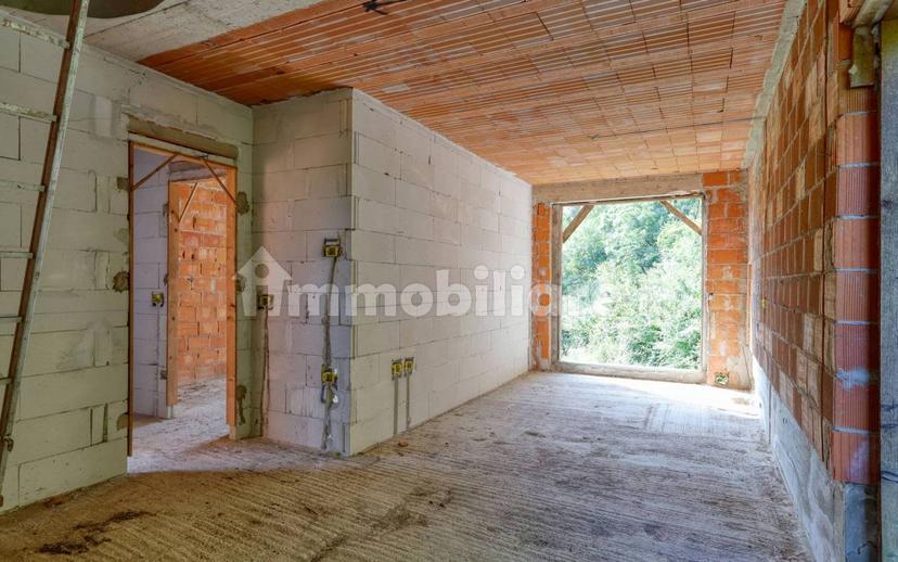 Rustico via Boffalora 10, Varano Borghi — foto 5 di 55