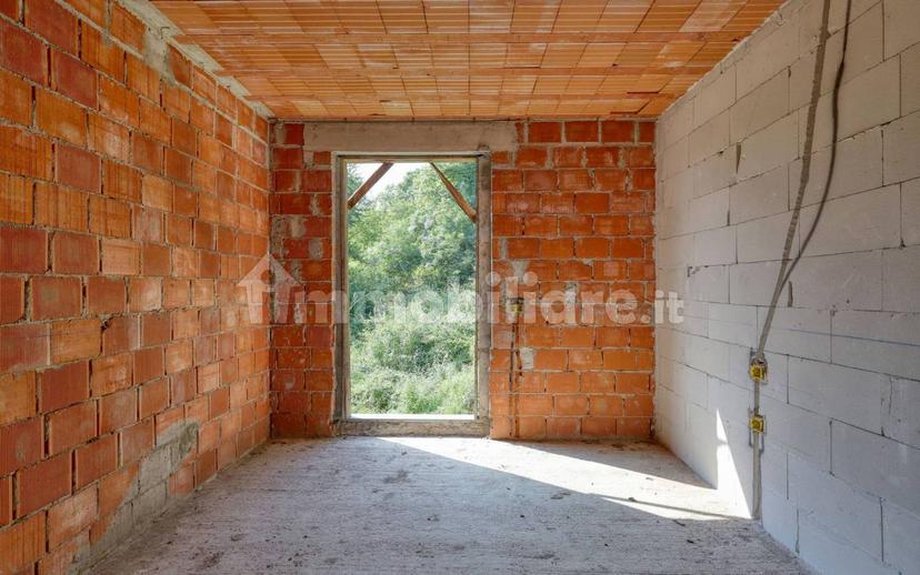 Rustico via Boffalora 10, Varano Borghi — foto 18 di 55