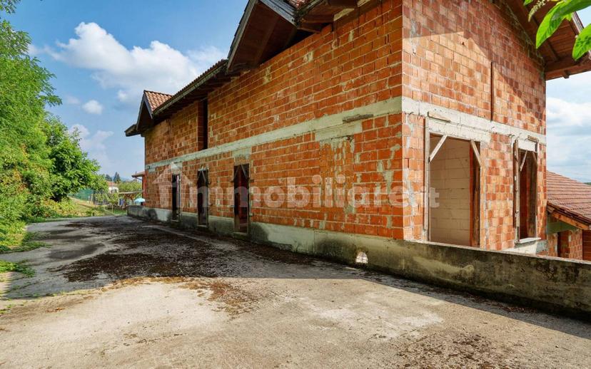 Rustico via Boffalora 10, Varano Borghi — foto 4 di 55