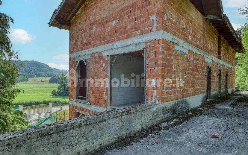 Rustico via Boffalora 10, Varano Borghi — foto 3 di 55