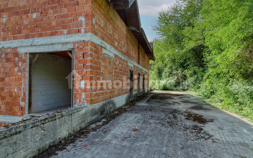 Rustico via Boffalora 10, Varano Borghi — foto 32 di 55