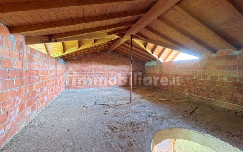 Rustico via Boffalora 10, Varano Borghi — foto 47 di 55