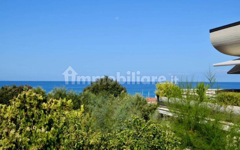 Trilocale via Santa Caterina da Siena, Centro, San Vincenzo — foto 11 di 17