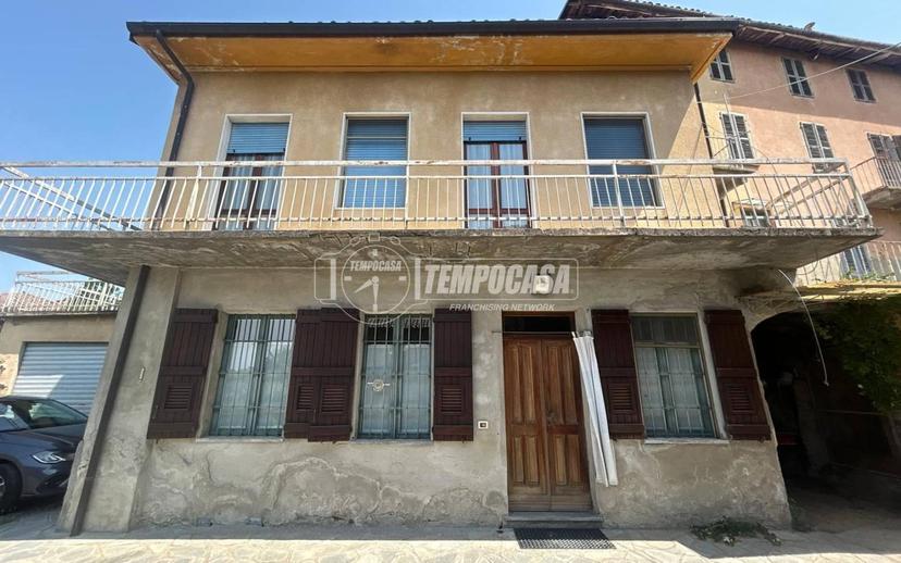 Terratetto unifamiliare 235 m², da ristrutturare, Centro, Cunico — foto 15 di 24