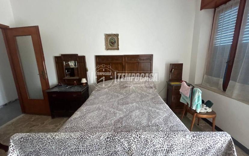 Terratetto unifamiliare 235 m², da ristrutturare, Centro, Cunico — foto 2 di 24