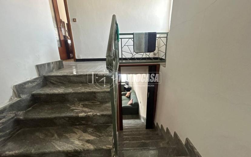 Terratetto unifamiliare 235 m², da ristrutturare, Centro, Cunico — foto 22 di 24