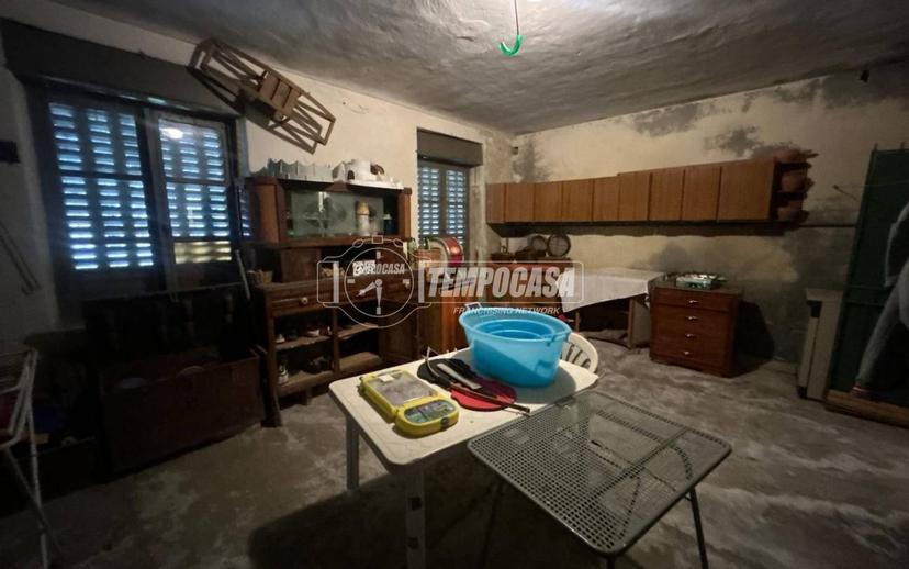 Terratetto unifamiliare 235 m², da ristrutturare, Centro, Cunico — foto 23 di 24