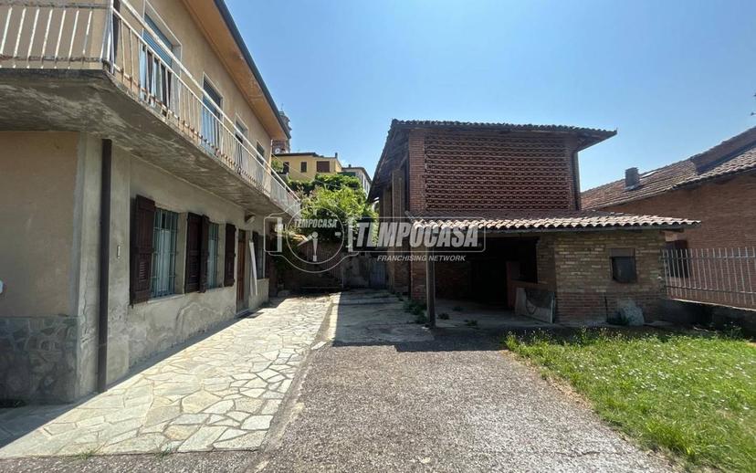 Terratetto unifamiliare 235 m², da ristrutturare, Centro, Cunico — foto 21 di 24