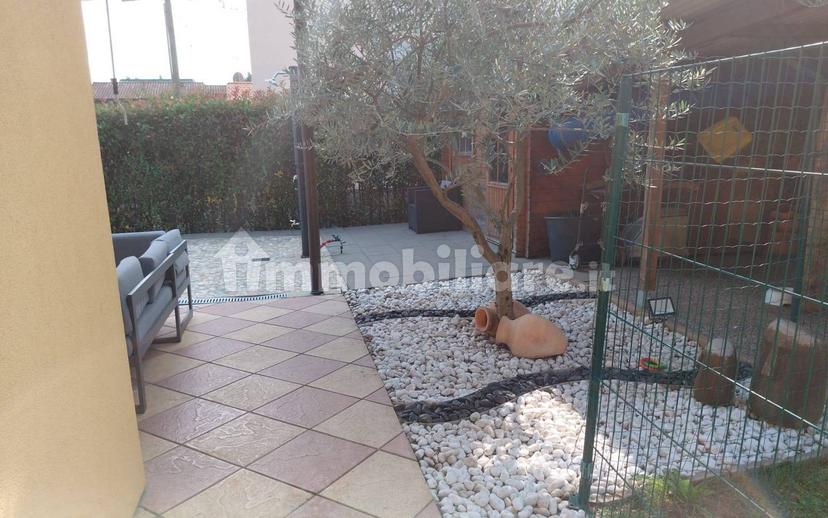 Villa bifamiliare, ottimo stato, 210 m², Centro, Fino Mornasco — foto 12 di 38