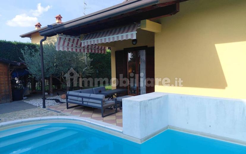 Villa bifamiliare, ottimo stato, 210 m², Centro, Fino Mornasco — foto 31 di 38