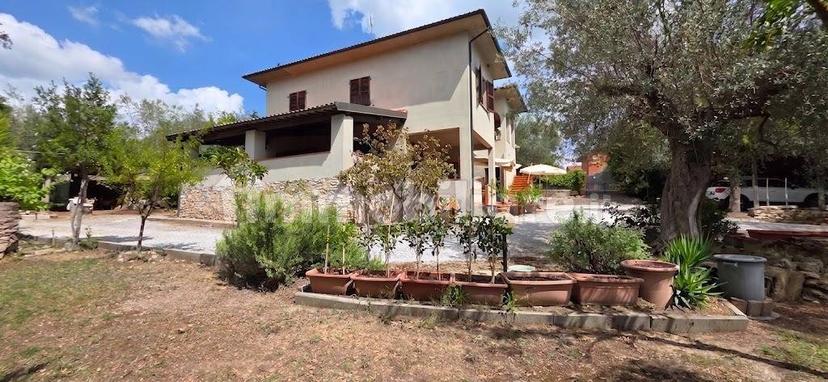 Villa unifamiliare Vle della Libertà, 11, Centro, Suvereto — foto 14 di 53