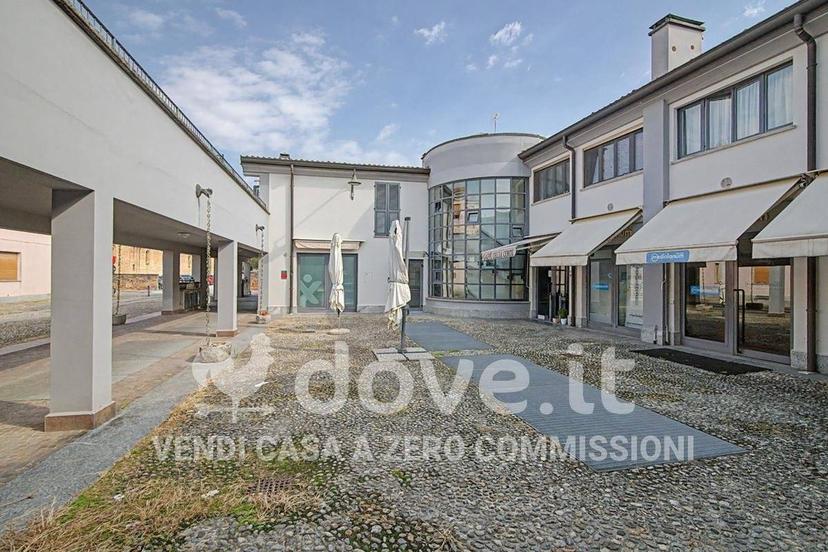 Bilocale piazza della Rinascente 22, Centro, Pandino — foto 53 di 56