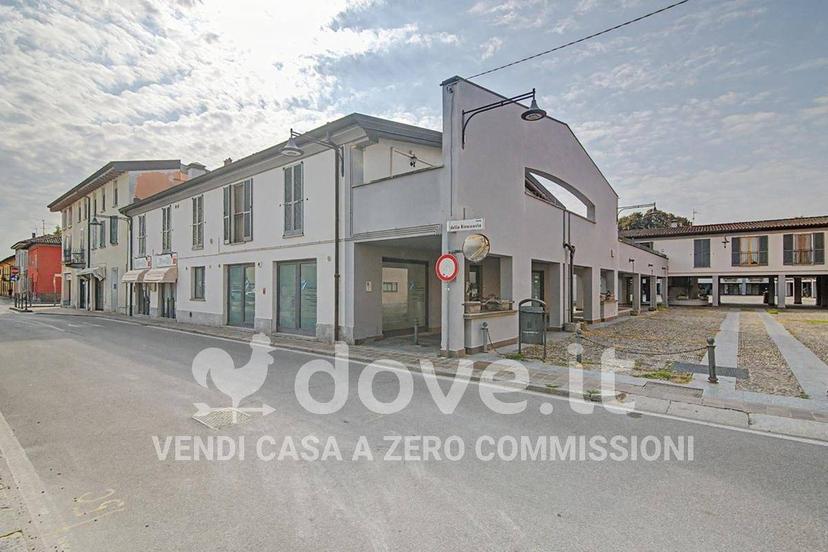 Bilocale piazza della Rinascente 22, Centro, Pandino — foto 33 di 56