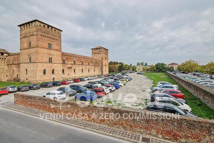 Bilocale piazza della Rinascente 22, Centro, Pandino — foto 23 di 56