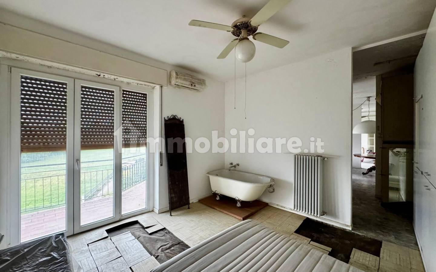 Bilocale via Solferino 557, Cadrezzate con Osmate