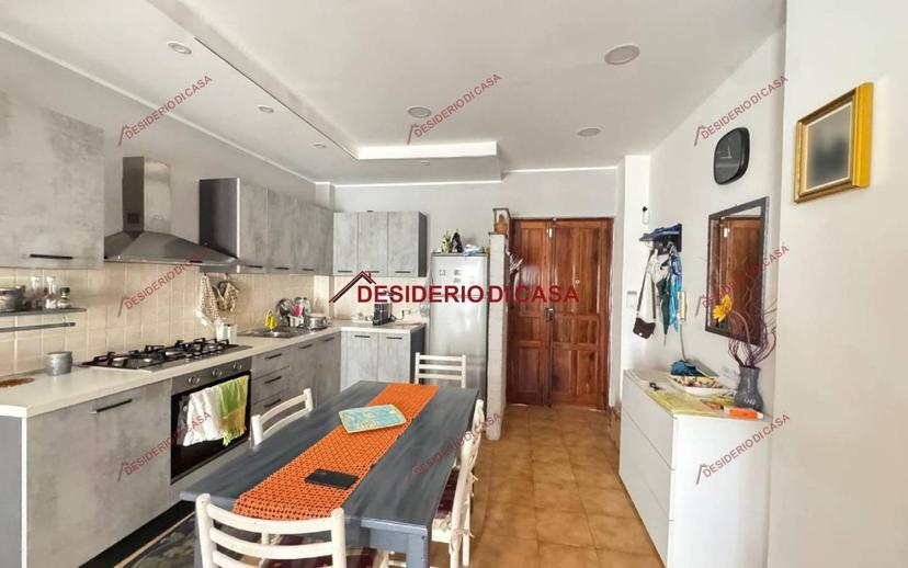Trilocale via Catena, Centro, Gioiosa Marea — foto 7 di 20