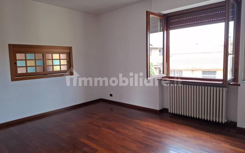 Quadrilocale buono stato, primo piano, Gargallo — foto 14 di 19