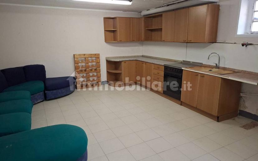 Quadrilocale buono stato, primo piano, Gargallo — foto 8 di 19