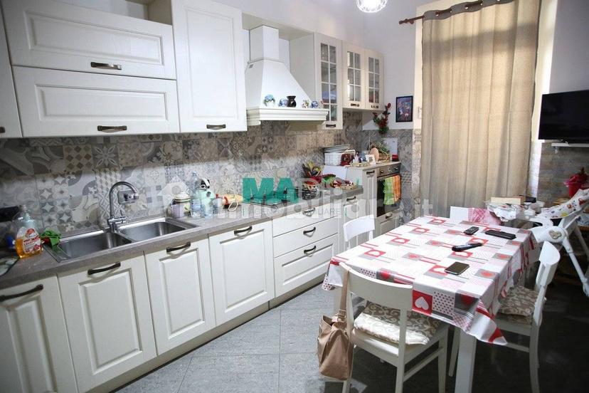 Trilocale via garigliano, Chiesanuova, Prato — foto 14 di 26