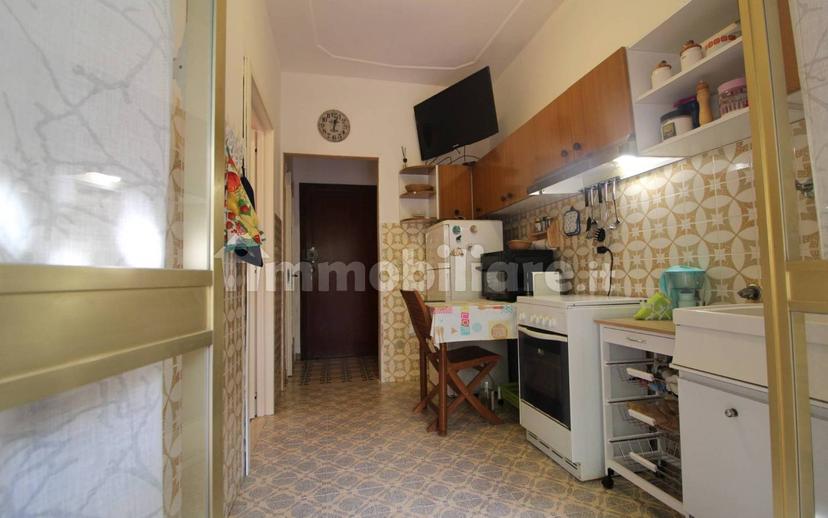 Bilocale via San Bernardo 12, Centro, Ceriale — foto 3 di 15