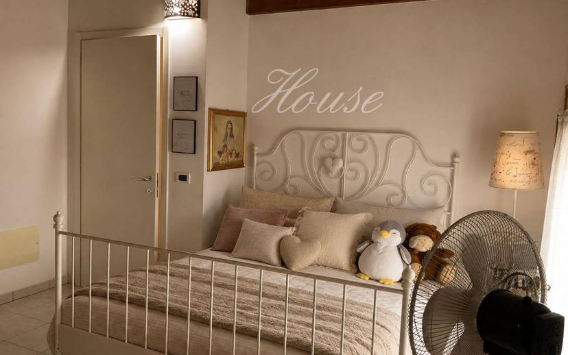 Villa bifamiliare, buono stato, 182 m², Quattro Castella — foto 14 di 21