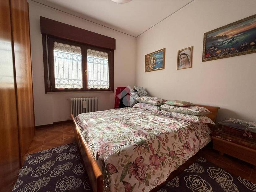 Trilocale via Gaspare Locatelli 20, Commenda, San Bortolo, Rovigo — foto 24 di 24