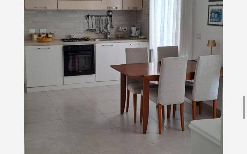 Quadrilocale via Duca di Genova 55, Borgo, Taranto — foto 11 di 15