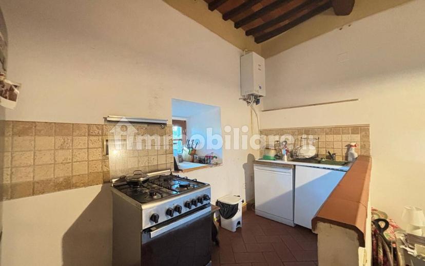 Trilocale Località Monte Sopra Rondine 10, Indicatore, Arezzo — foto 2 di 17