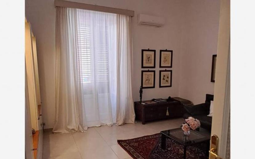 Quadrilocale via Duca di Genova 55, Borgo, Taranto — foto 12 di 15
