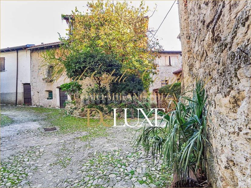 Terratetto plurifamiliare 200 m², ottimo stato, Maggiana, Mandello del Lario — foto 47 di 69