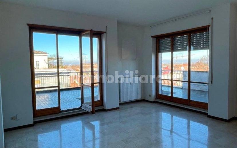 Appartamento da ristrutturare, sesto piano, Centro Storico, Piacenza — foto 5 di 13