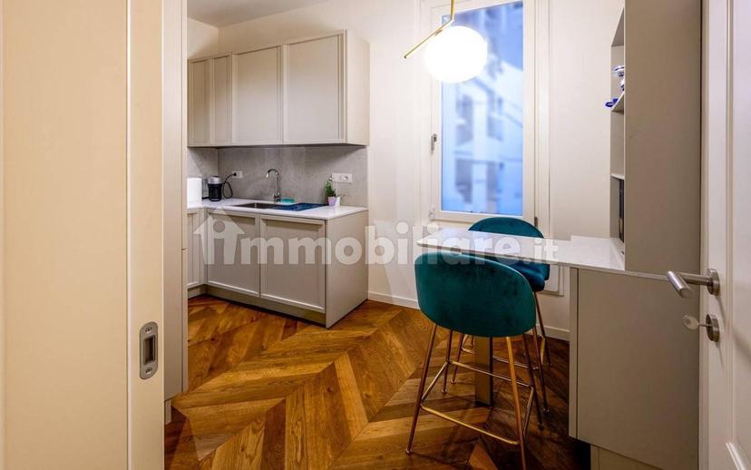 Trilocale via Luigi Carlo Farini, Centro Storico, Modena — foto 12 di 15